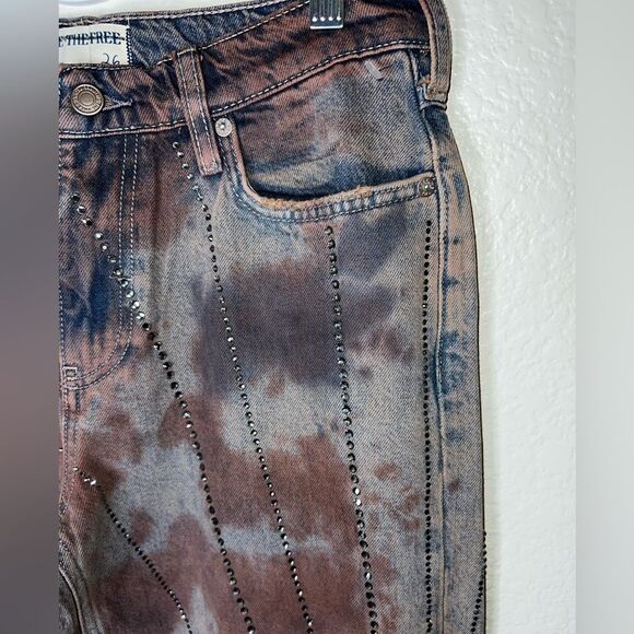 We The Free Aurora Mid-rise Flare - Picture 9 of 16